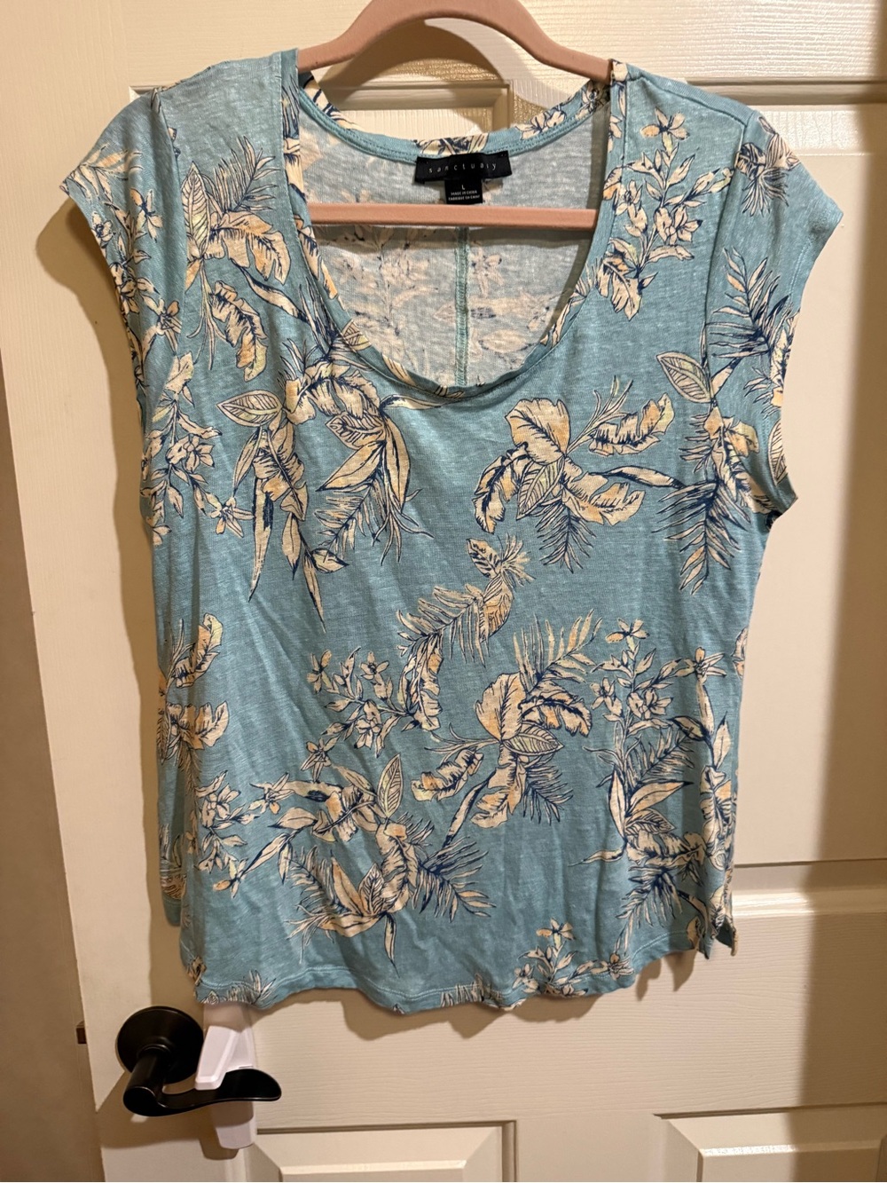 Sanctuary Blue Floral Scoop Neck Short Sleeve Top